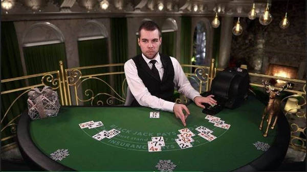 Netent live dealer samuel