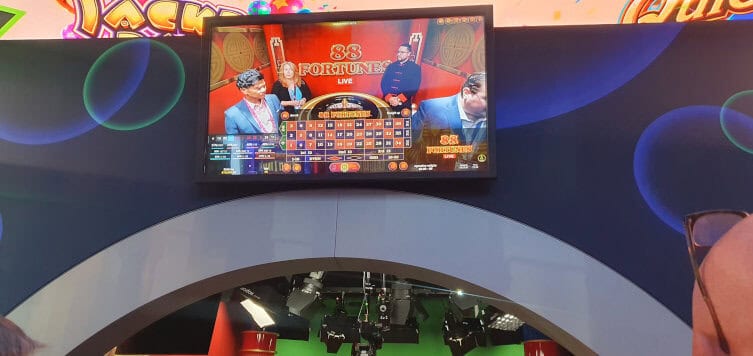 88 fortunes live