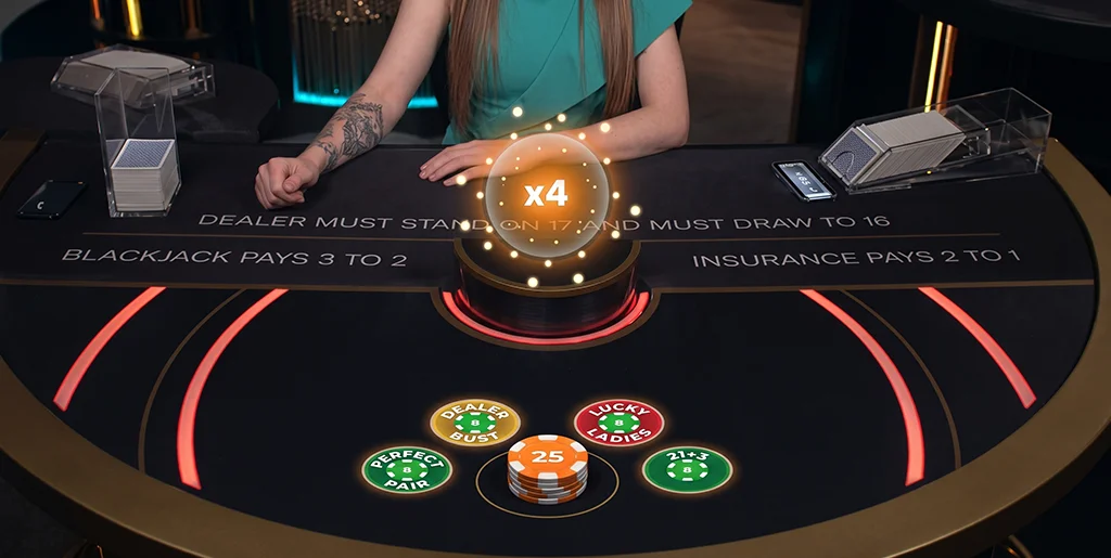 Display of random payout boosts applied to side bet winning combinations